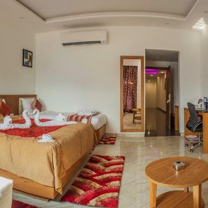 Hotel Suktara International
